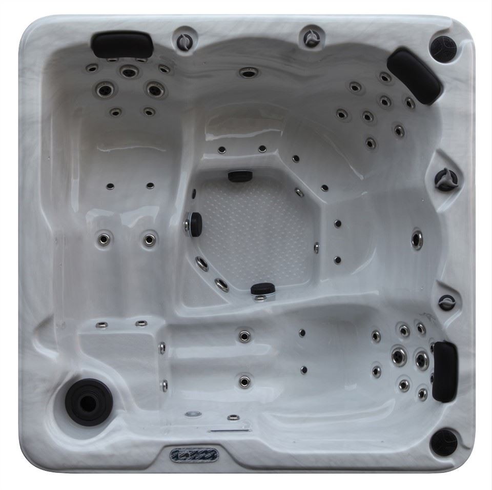 Jacuzzi exterior